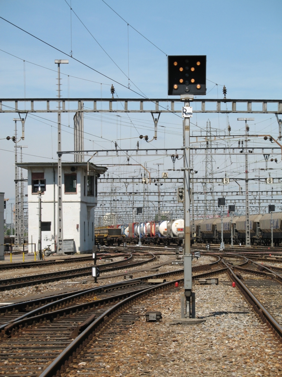 Bahn Support_Signal.jpg